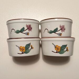 WOODHILL Ceramic Ramekins, Flowers, Set of 4, 3 Inches Diameter